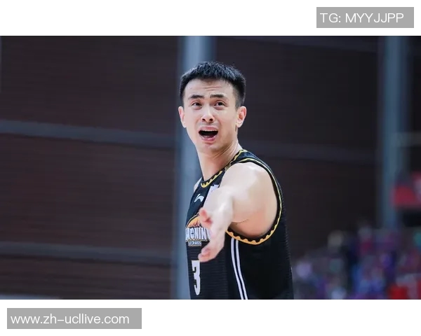 篮协主席与四名宿齐聚庆生李月汝背后隐藏的深意引发球迷热议 篮协主席与四名宿齐聚庆生李月汝背后隐藏的深意引发球迷热议