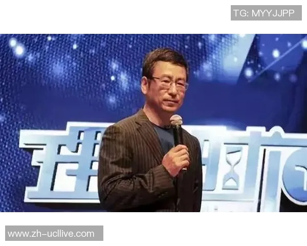 白岩松谈足球:从赛场激情到人生哲理的深刻思考与启示 白岩松谈足球:从赛场激情到人生哲理的深刻思考与启示